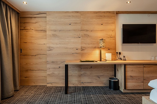 Натуральный шпон Дуб Ретро Натуральный шпон Дуб Ретро