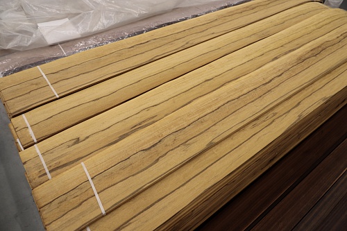 Натуральный шпон Эбен Брауни