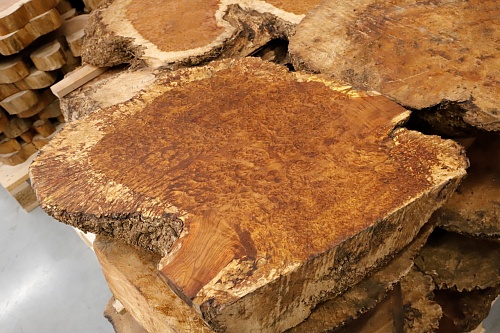 Амбойна корень