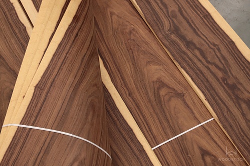 Натуральный шпон Гренадилло Натуральный шпон Гренадилло