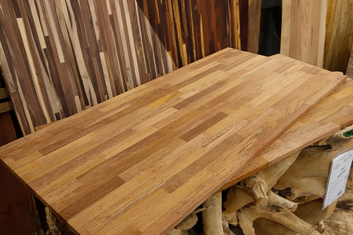 Мебельный щит из Мербау сращенного