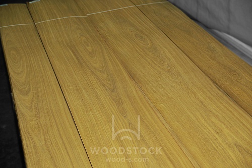 Натуральный шпон Афромозия