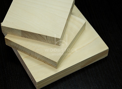 Столярная плита 19 мм, массив ели со шпоном березы Столярная плита 19 мм, массив ели со шпоном березы