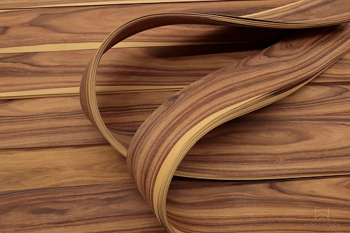 Натуральный шпон Палисандр Сантос