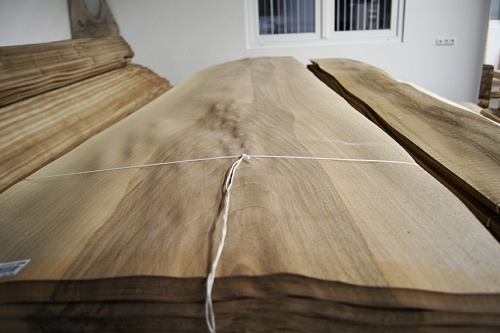 Орех Европейский Colored Орех Европейский Colored