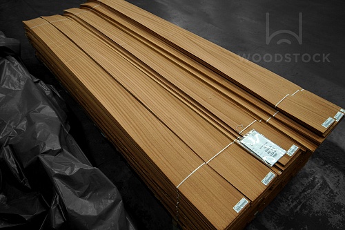 Натуральный шпон Сапеле