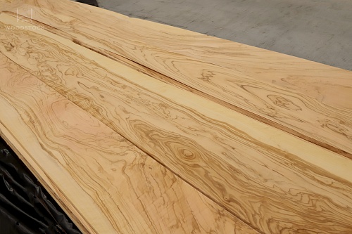 Натуральный шпон Олива Натуральный шпон Олива