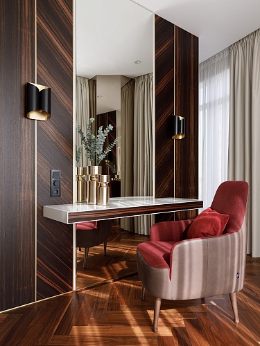 Натуральный шпон Эбиара (Берлиния) Натуральный шпон Эбиара (Берлиния)