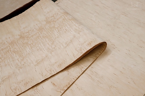 Натуральный шпон Берёза карельская Натуральный шпон Берёза карельская