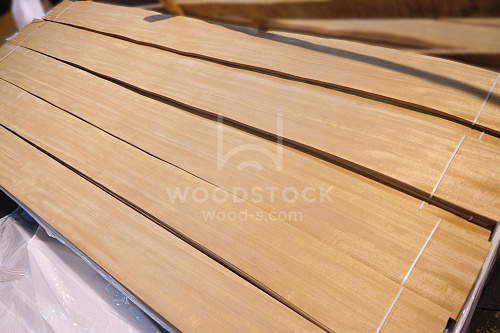 Натуральный шпон Анегри Натуральный шпон Анегри