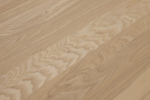 Мебельный щит из ясеня Дальневосточный цельный А/В 18х200х1300 Мебельный щит из ясеня Дальневосточный цельный А/В 18х200х1300