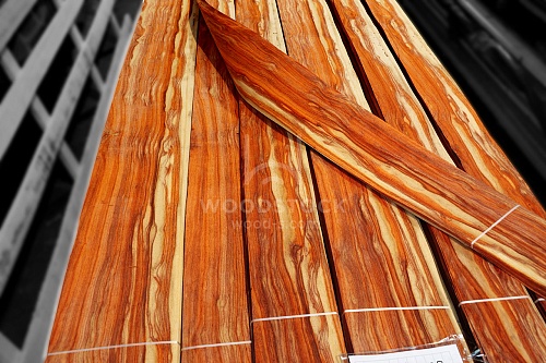 Натуральный шпон Такула Натуральный шпон Такула