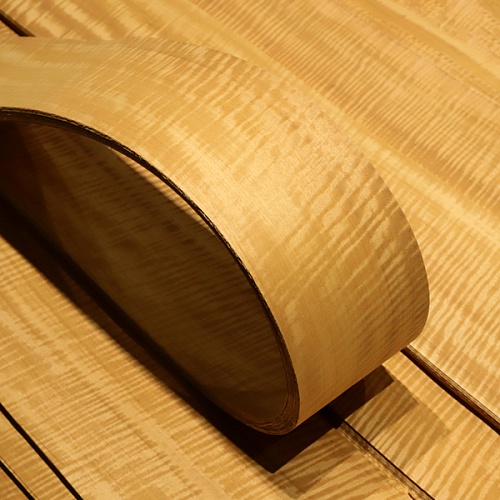 Натуральный шпон Мовингу FRISSE