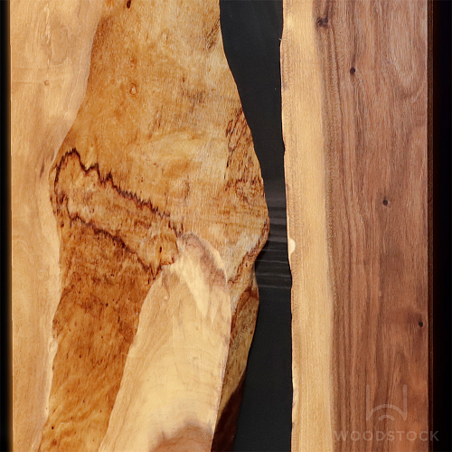 Столешница из Суара с эпоксидной смолой