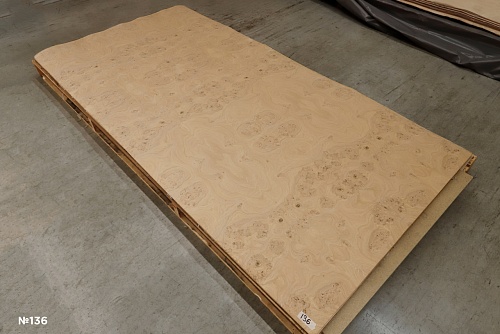 Сращенный шпон Дуб корень Сращенный шпон Дуб корень