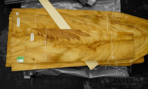 Натуральный шпон Череджейра «пирамида»