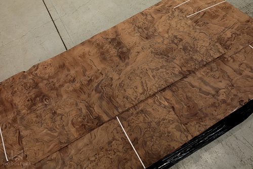 Натуральный шпон Орех корень Натуральный шпон Орех корень