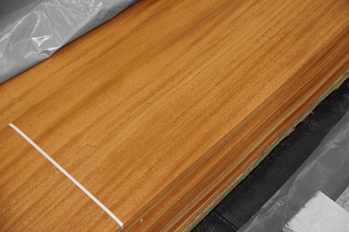 Натуральный шпон Махагон, Центральная Америка