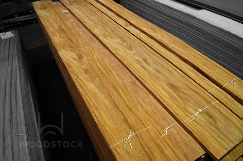 Натуральный шпон Пероба Мика Натуральный шпон Пероба Мика