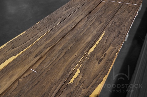 Натуральный шпон Зирикот Натуральный шпон Зирикот