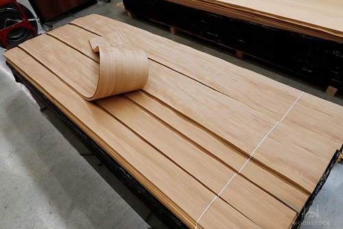 Натуральный шпон Анегри FRISSE Натуральный шпон Анегри FRISSE