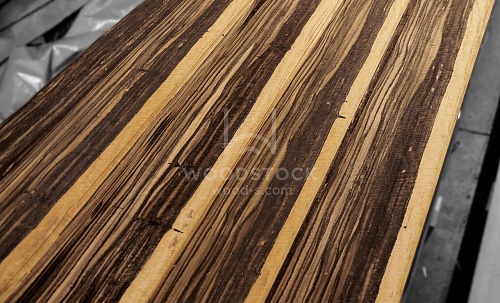 Натуральный шпон Эбен африканский