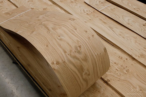 Натуральный шпон Дуб Swirl (Pepper) Натуральный шпон Дуб Swirl (Pepper)