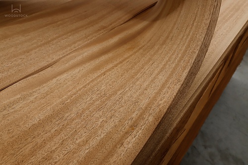 Натуральный шпон Махагон, Африка Натуральный шпон Махагон, Африка