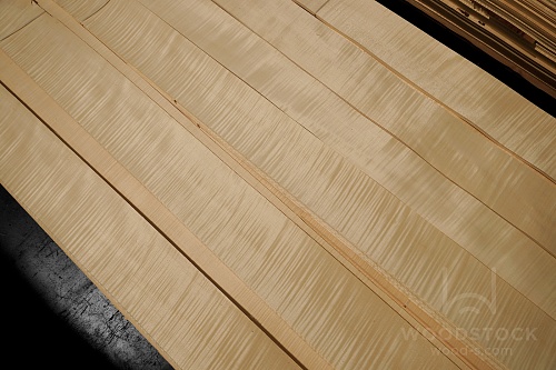 Натуральный шпон Сикоморо FRISSE Натуральный шпон Сикоморо FRISSE