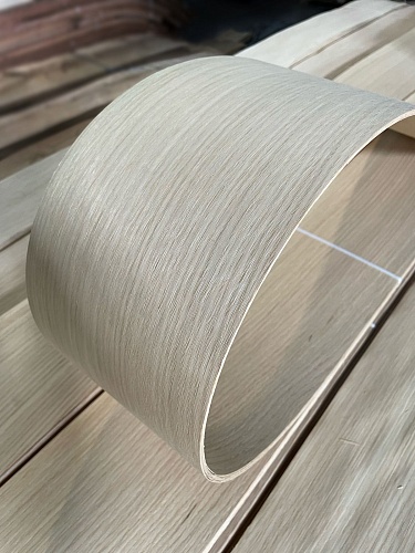 Натуральный шпон Дуб выбеленный Натуральный шпон Дуб выбеленный