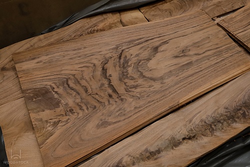 Натуральный шпон Орех американский пирамида Натуральный шпон Орех американский пирамида