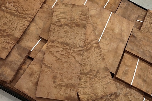 Натуральный шпон Имбайя корень Натуральный шпон Имбайя корень