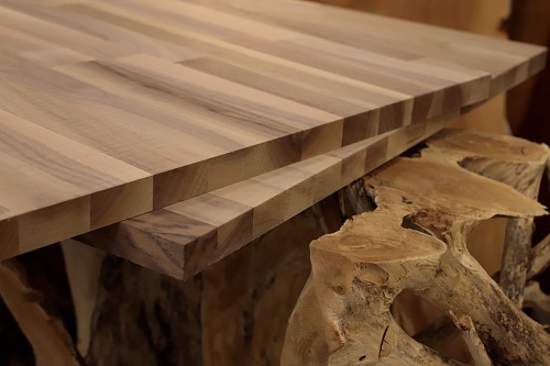 Мебельный щит из Ореха Американского Мебельный щит из Ореха Американского