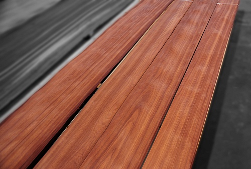 Натуральный шпон Ярра Натуральный шпон Ярра