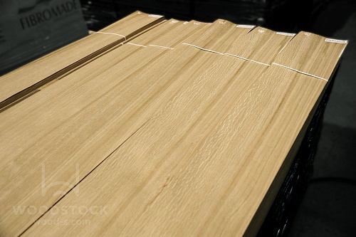 Натуральный шпон Дуб белый Натуральный шпон Дуб белый