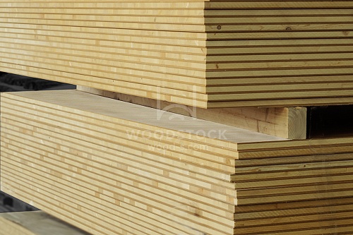 Столярная плита 30 мм, массив ели + ХДФ (Россия) Столярная плита 30 мм, массив ели + ХДФ (Россия)