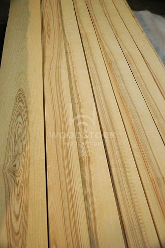 Натуральный шпон Ясень оливковый Натуральный шпон Ясень оливковый