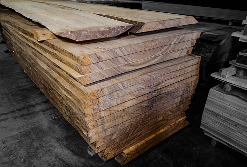 Пиломатериалы Бели, слэб Пиломатериалы Бели, слэб