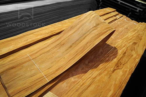 Натуральный шпон Пероба Мика Натуральный шпон Пероба Мика