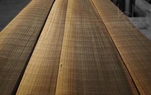 Натуральный шпон Дуб 3D мореный Натуральный шпон Дуб 3D мореный