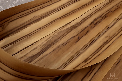 Натуральный шпон Орех сатиновый Choco