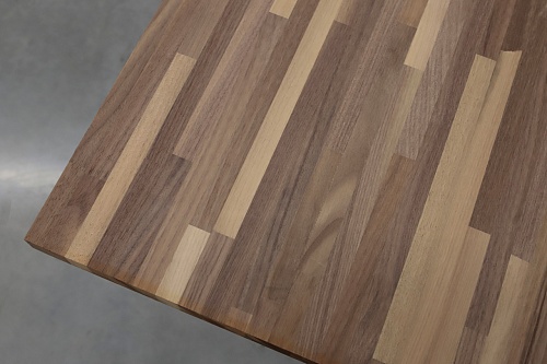 Мебельный щит из Ореха американского (узкая ламель 40x600x3000 мм)