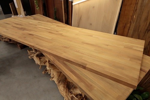 Мебельный щит из Ироко сращенного Мебельный щит из Ироко сращенного