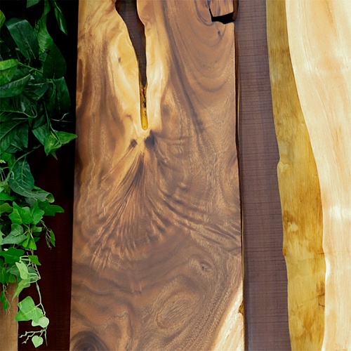 Столешница из Суара с эпоксидной смолой