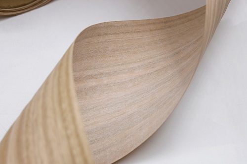 Рулонный шпон Эвкалипт