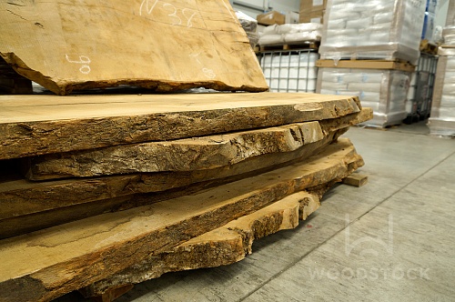 Пиломатериалы Слэбы из дуба Пиломатериалы Слэбы из дуба