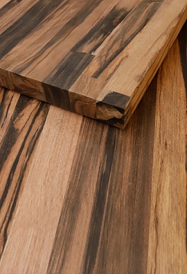 Эбен сращенный