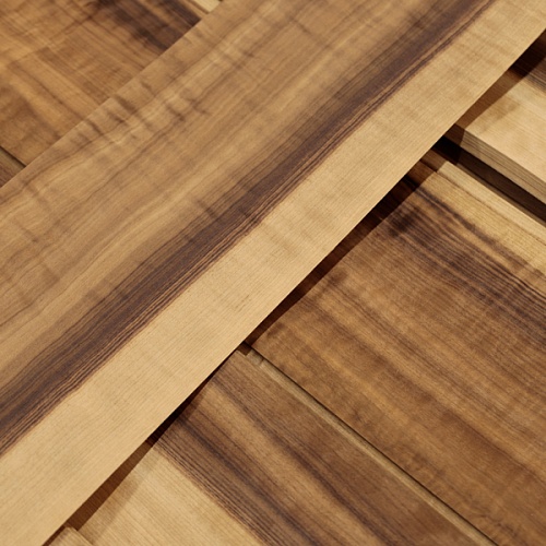 Натуральный шпон Грисард морёный Натуральный шпон Грисард морёный