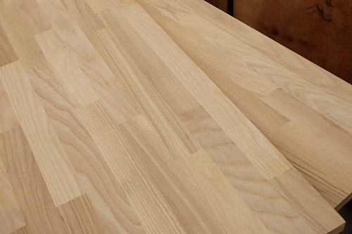 Мебельный щит из ясеня Белый сращенный А/В 18х600х3000