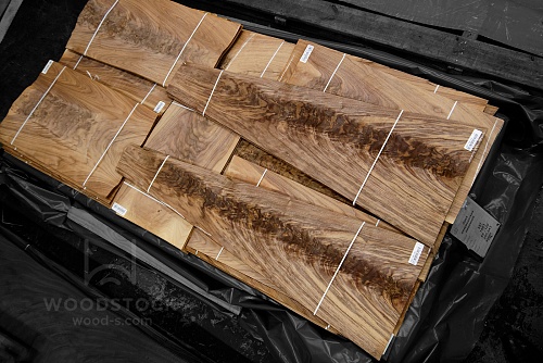 Натуральный шпон Орех американский пирамида Натуральный шпон Орех американский пирамида